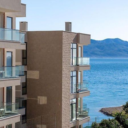 Oni Rooms Saranda Exterior photo